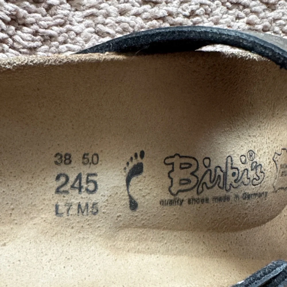 Birkenstock Birkis Metallic Bronze Crossover Straps. Snakeskin look. Size 38